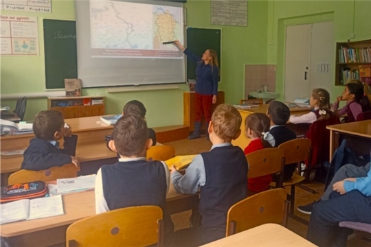 Час памяти «Строители безмолвных рубежей» с начальными классами Шатракасинской ООШ